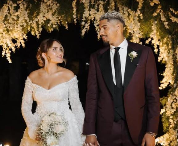 Vinicius sorprende a Virgnia tras su doblete con Real Madrid y Raphinha dio el mejor regalo: así fue el San Valentín los cracks