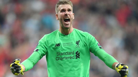 Revolución en el Liverpool: Ocho salidas confirmadas, los tremendos fichajes y el crack que le quitaría al Barcelona