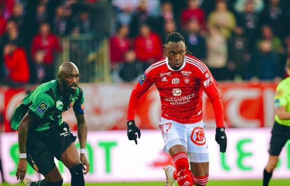 ¡Preocupante! Legionarios hondureños viven una pesadilla: Sin gol y otros ni juegan en sus respectivas ligas