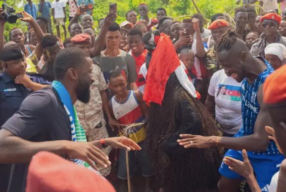 Rudiger se fue al país natal de su madre y sorprendió a todos con tremenda ayuda: Esto es lo que realmente importa en la vida