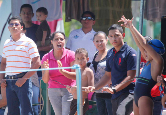 Imágenes del Campeonato Nacional de Natacion 2013