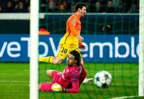 PSG saca empate de último minuto ante Barcelona en la 'Champions'.