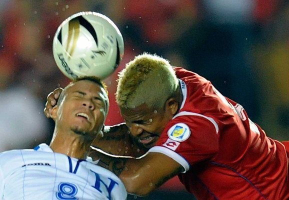 Panamá le propina primera derrota a Honduras