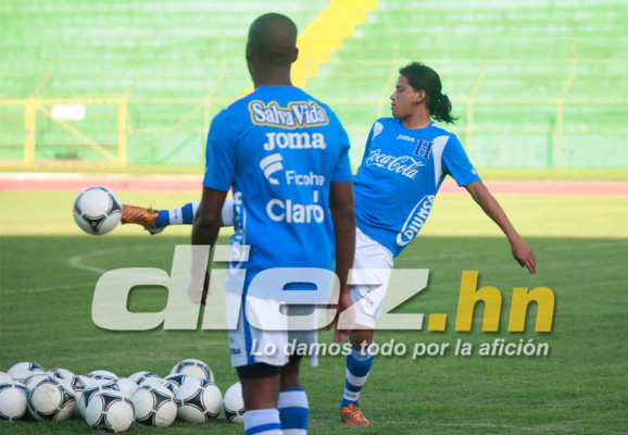 Selección nacinal tuvo su primer entrenamiento para enfrentar a los Estados Unidos .