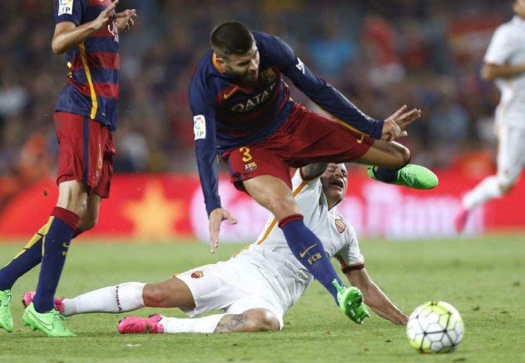 El Barcelona venció 3-0 a la Roma y levantó el trofeo Joan Gamper