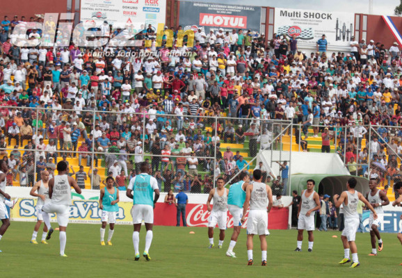 Gran ambientazo en el clásico olimpia vs Real España.