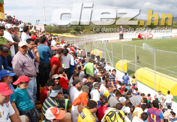 Gran ambientazo en el clásico olimpia vs Real España.