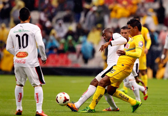 Jerry Palacios da un nuevo Aztecazo y elimina al América..