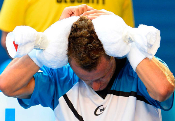 El calor hace desfallecer a los tenistas en el Open de Australia