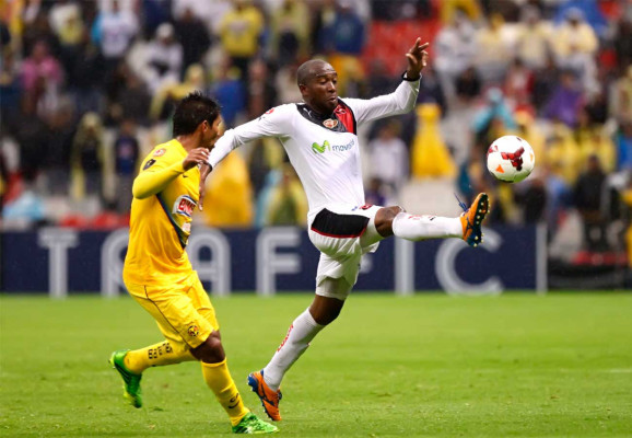 Jerry Palacios da un nuevo Aztecazo y elimina al América..