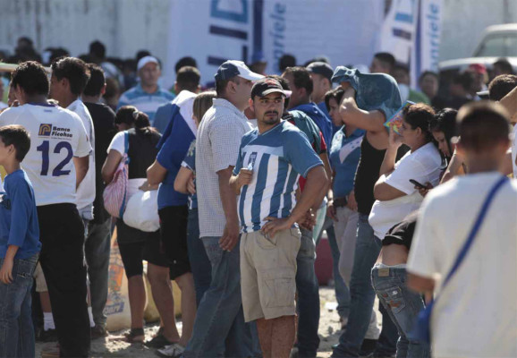 Ambiente en San Pedro Sula con el Honduras-Costa Rica