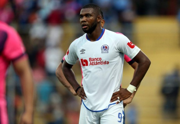 ¡Ofensivo y sin miedo! Olimpia revela su 11 titular para enfrentar al Saprissa