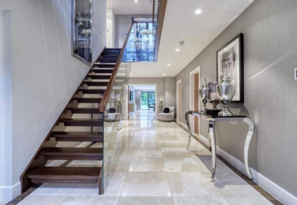 La gran mansión de $3.5 millones de Luke Shaw, jugador del Manchester United