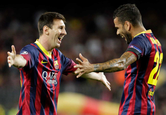 Barcelona golea al Ajax con triplete de Lionel Messi.