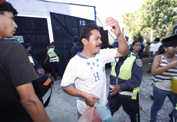 Ambiente en San Pedro Sula con el Honduras-Costa Rica