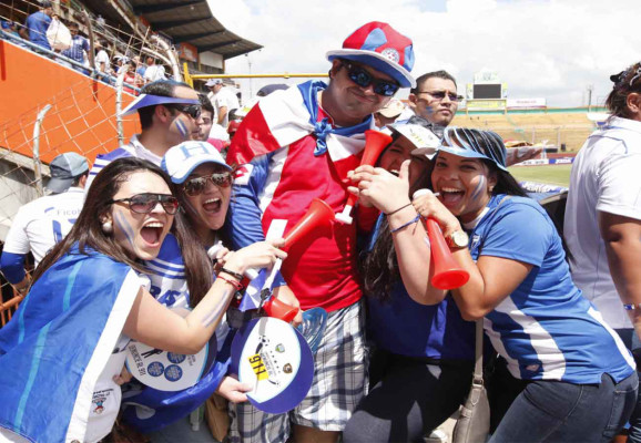 Ambientazo previo al juego entre Honduras vrs Costa Rica