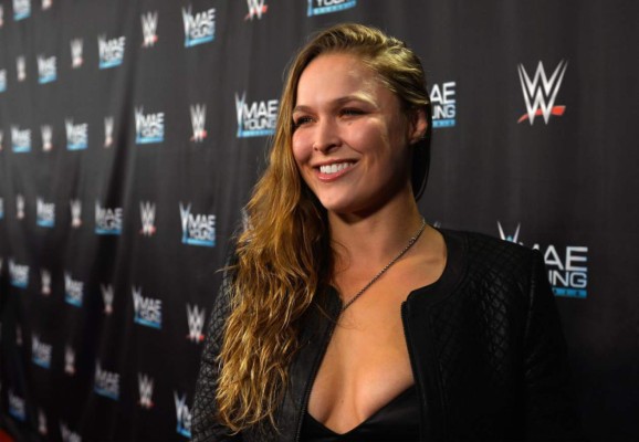 ¡Polémica! Ronda Rousey afirma que la WWE es una farsa e insulta a los fanáticos