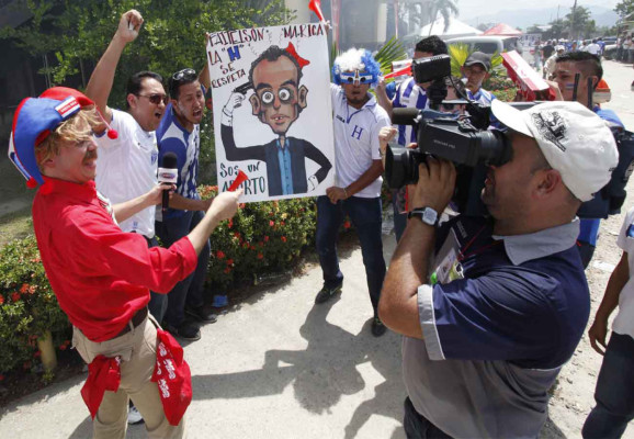 Ambientazo previo al juego entre Honduras vrs Costa Rica
