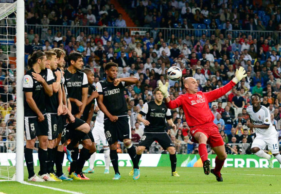 Goleada del Real Madrid al Málaga.