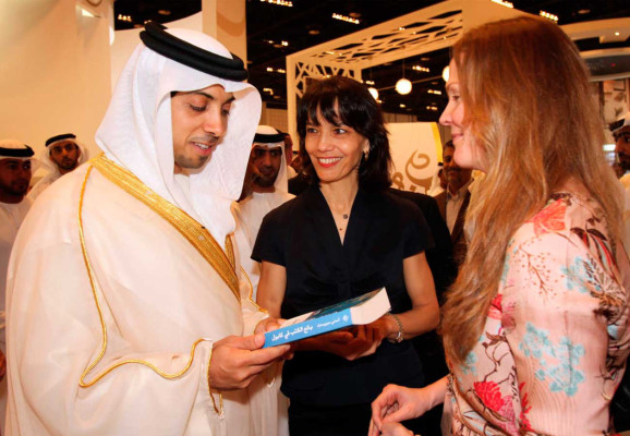 Los grandes magnates del fútbol .