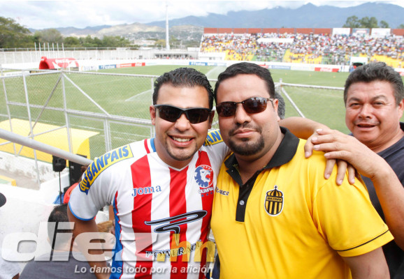 Gran ambientazo en el clásico olimpia vs Real España.