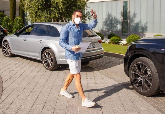 Dos llegaron en pijamas: Así fue la intimidad de los jugadores del Real Madrid en Valdebebas