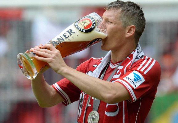 Bayern Múnich se corona campeón de la bundesliga en Alemania .