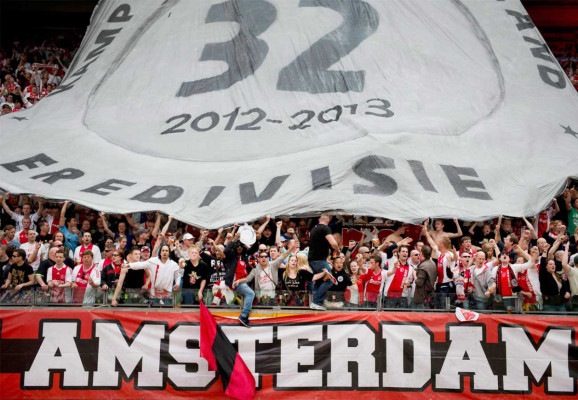 Ajax y la Juventus extiende su reinado en Europa .