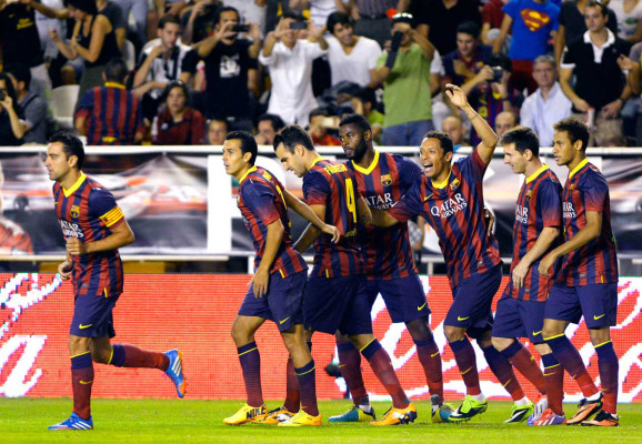 Barcelona golea 4-0 al Rayo Vallecano con triplete de Pedro.