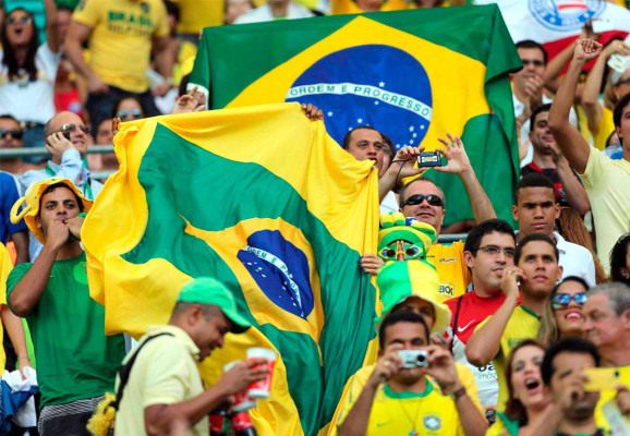 Brasil vs Italia por Copa Confederaciones.