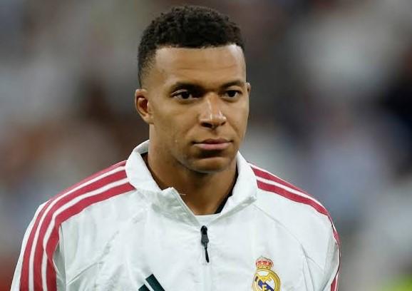 No está contento: Mbappé evalúa irse del Real Madrid y sorprende con su posible destino