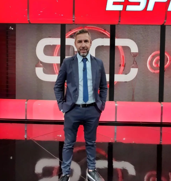 La dura enfermedad con la que lucha periodista de ESPN y que no tiene cura: ‘‘Llamé a mi madre y ella pensó que me enterraban’’