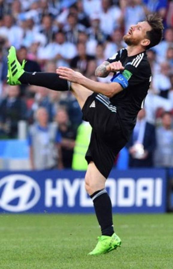¡Amargura y frustración! Los gestos de Messi en el Argentina-Islandia