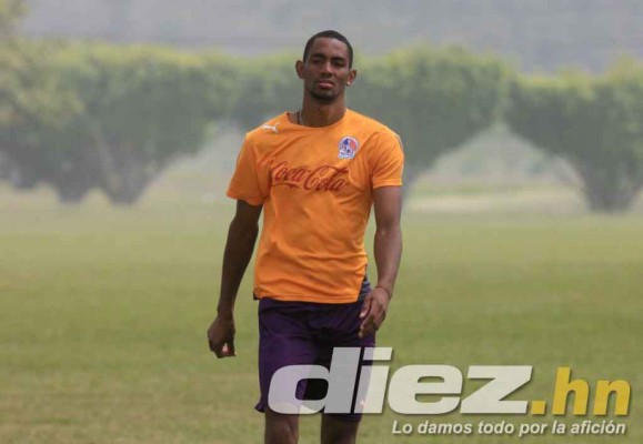 Primer entrenamiento de Jerry Bengtson con Olimpia