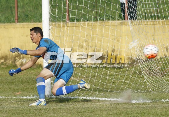 El pleito en el Excélsior y las fotos que no viste en TV de la Fecha 15