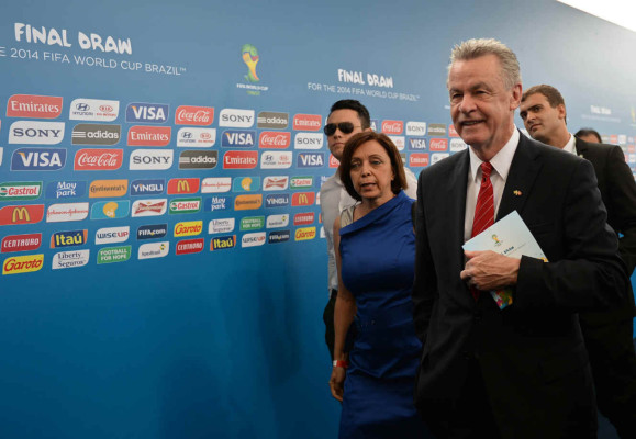 La alfombra roja del sorteo del Mundial Brasil 2014.