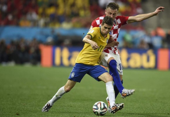 Brasil sorprende a Croacia en su primer partido 3-1
