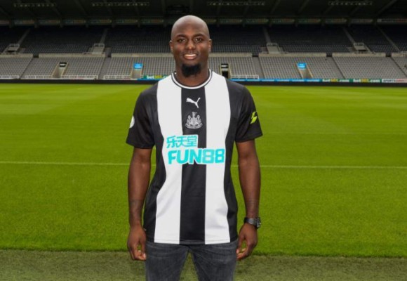 ¡BOMBAZOS! Real Madrid apunta a crack portugués; Barcelona ficha a jugador de Concacaf