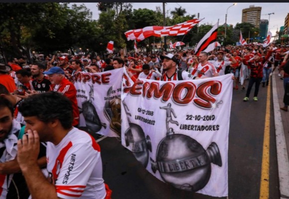 Fiestón en Lima: Los aficionados de River Plate y Flamengo 'inundan' Perú en la final de la Copa Libertadores&nbsp;&nbsp;&nbsp;&nbsp;&nbsp;