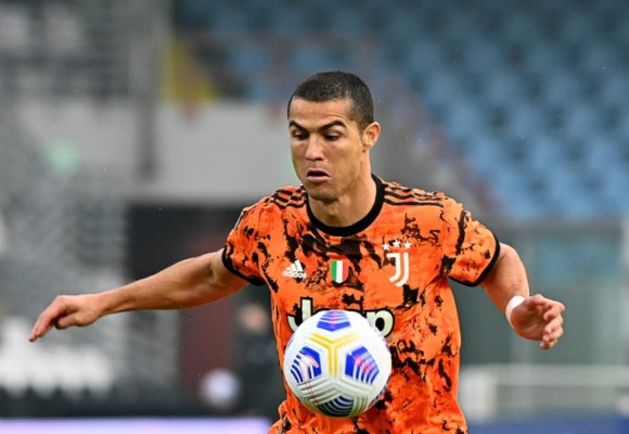 El guiño a Pirlo y mostró cuerpazo: Así fue el regreso de Cristiano Ronaldo con Juventus
