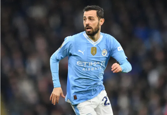 Xavi lo pone en el mercado: el gran sacrificado para fichar a Bernardo Silva en Barcelona