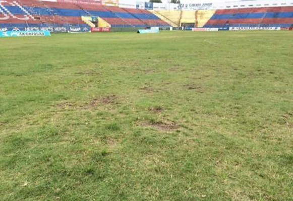 Estadio de La Ceiba está abandonado a un mes que inicie el Apertura