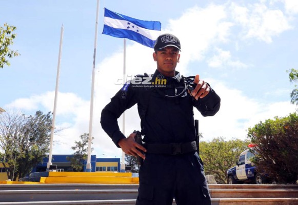 Policías, albañiles, barberos, pintores y pescadores... ¡La otra profesión de los futbolistas hondureños!