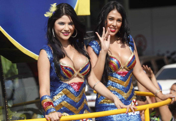 Imágenes de carrozas san pedro sula