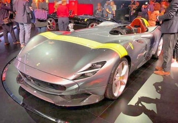 Ibrahimovic y su egócentrico regalo de cumpleaños: una máquina valorada en casi dos millones de dólares