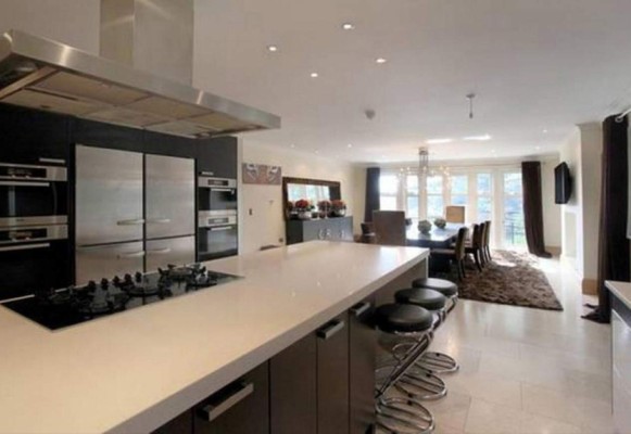 ¡Espectáculo! Así es la lujosa mansión que Cristiano Ronaldo tiene en venta en Mánchester