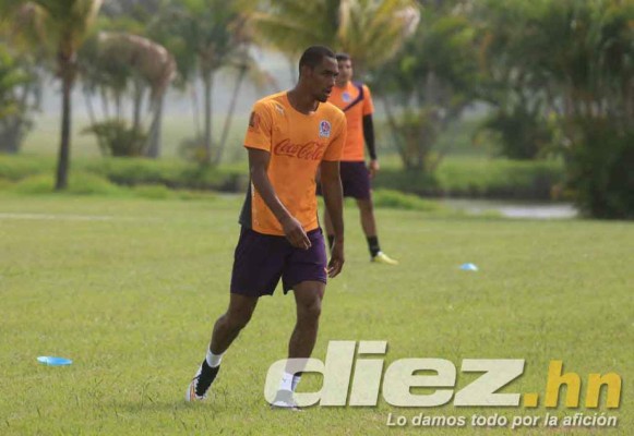 Primer entrenamiento de Jerry Bengtson con Olimpia