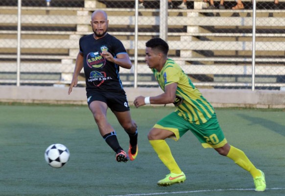 EN FOTOS: ¡Así se vive el Ascenso en el fútbol de Honduras!