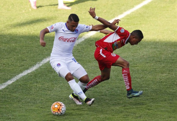 Las mejores fotos del partido de la gran final entre Olimpia y Real Sociedad