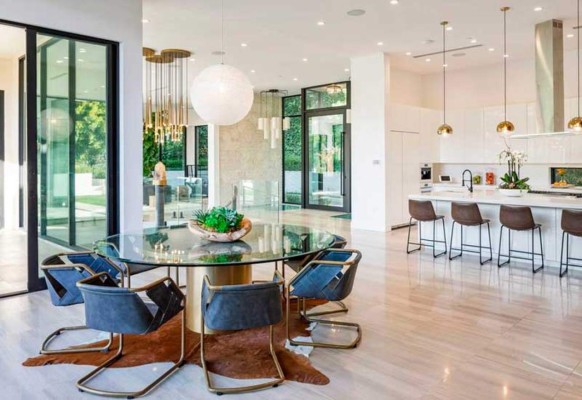 ¿A qué se dedica? La mansión de $10 millones que se compró el hijo de Beckham y su mujer